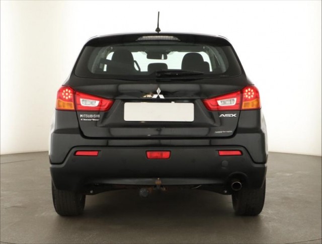 Mitsubishi ASX  1.8 DI-D MIVEC 