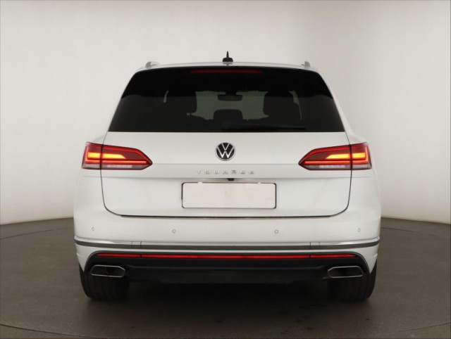 Volkswagen Touareg  3.0 TDI 
