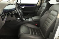 Volkswagen Touareg  3.0 TDI 