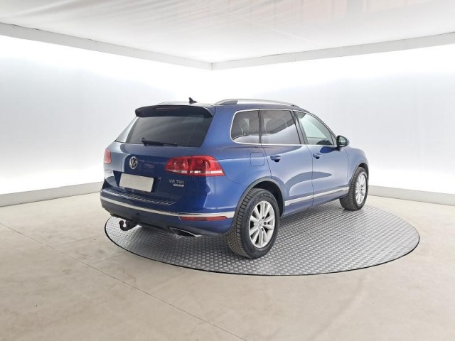 Volkswagen Touareg  3.0 TDI 