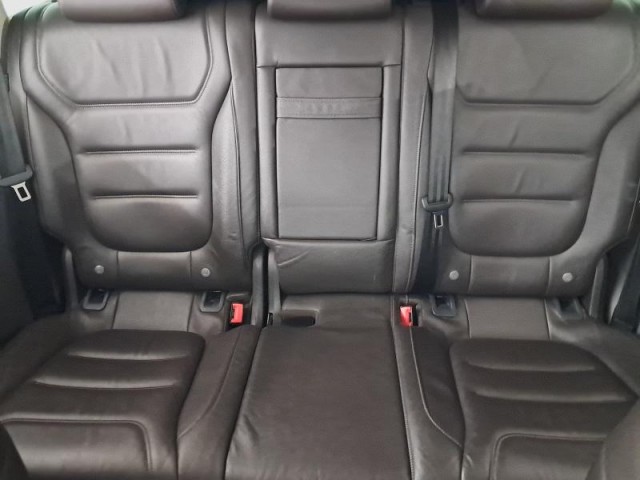 Volkswagen Touareg  3.0 TDI 