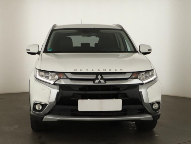 Mitsubishi Outlander  2.2 DI-D 