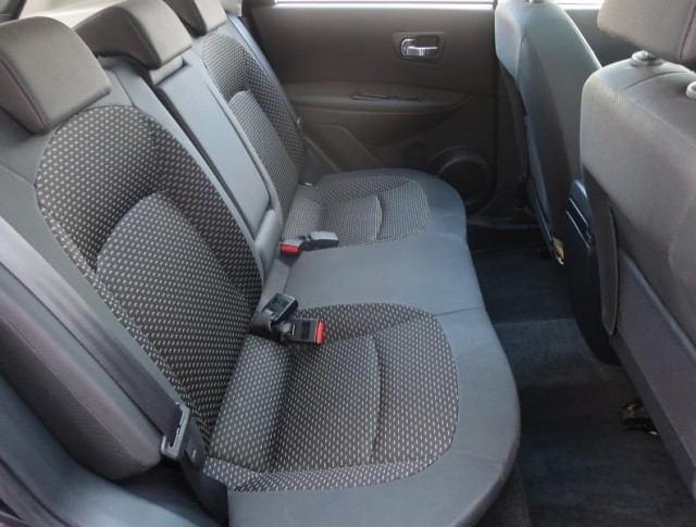 Nissan Qashqai  1.6 
