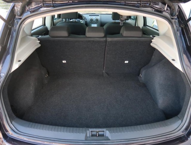 Nissan Qashqai  1.6 