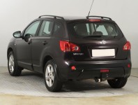 Nissan Qashqai  1.6 