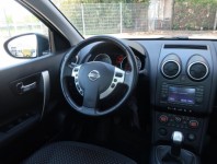 Nissan Qashqai  1.6 