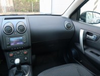 Nissan Qashqai  1.6 