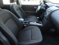 Nissan Qashqai  1.6 