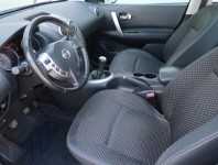 Nissan Qashqai  1.6 