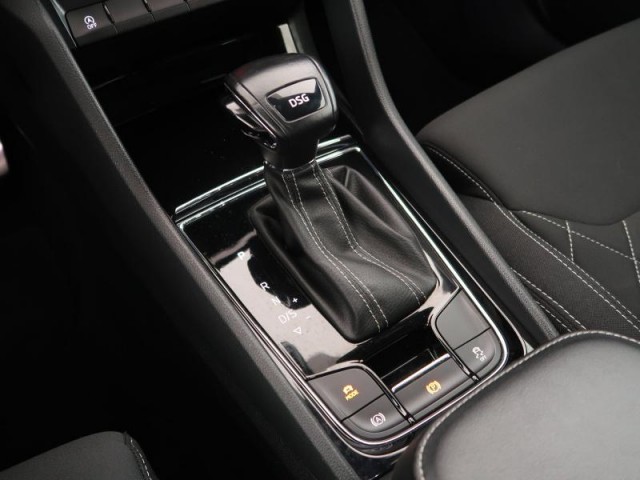 Škoda Karoq  1.5 TSI Sportline