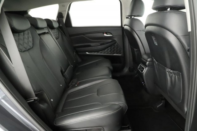 Hyundai Santa Fe  2.2 CRDi 