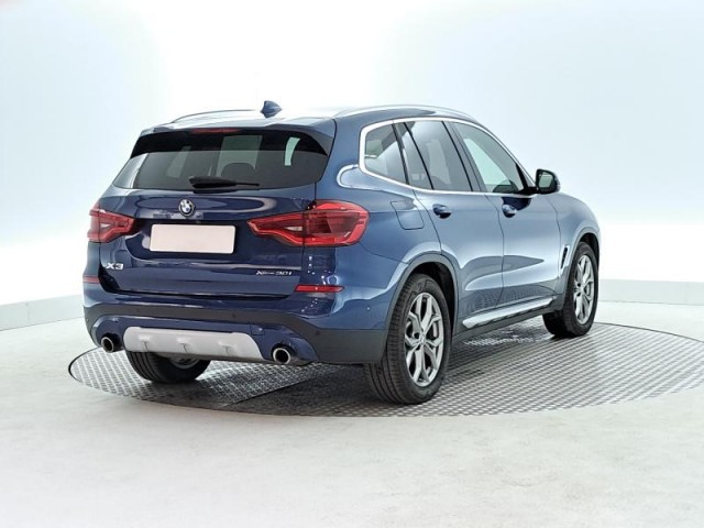 BMW X3  xDrive30i 
