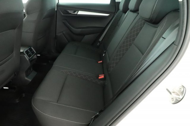 Škoda Karoq  1.5 TSI Ambition