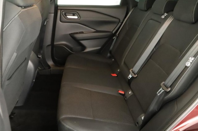 Nissan Qashqai  1.3 DIG-T Acenta