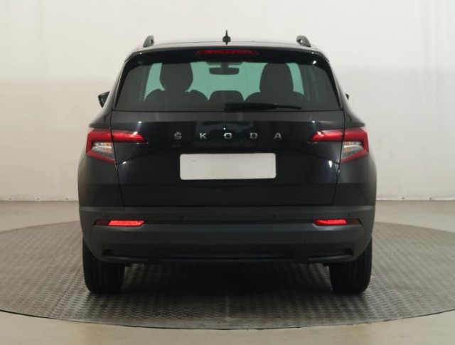Škoda Karoq  1.0 TSI Ambition