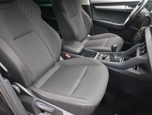 Škoda Karoq  1.0 TSI Ambition