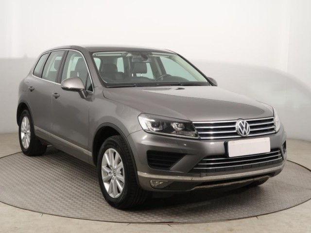 Volkswagen Touareg  3.0 TDI 