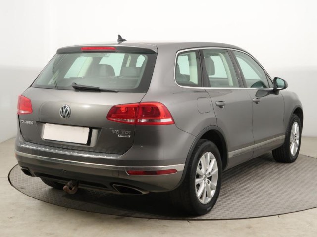Volkswagen Touareg  3.0 TDI 