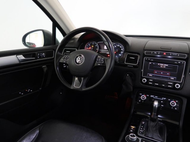 Volkswagen Touareg  3.0 TDI 