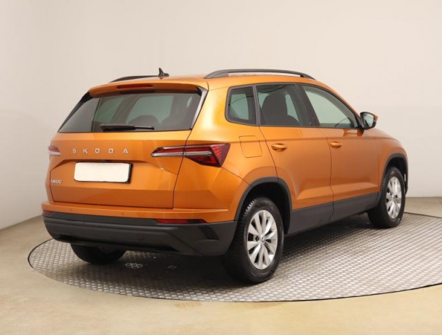 Škoda Karoq  1.5 TSI Fresh