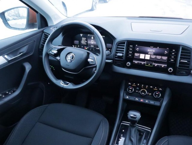 Škoda Karoq  1.5 TSI Fresh