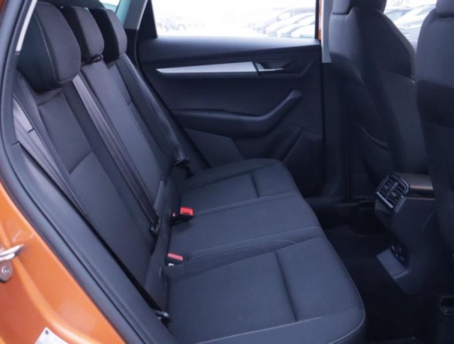 Škoda Karoq  1.5 TSI Fresh