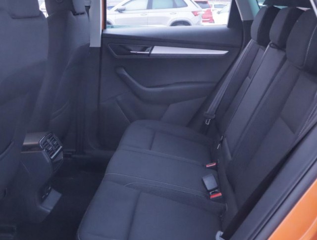 Škoda Karoq  1.5 TSI Fresh