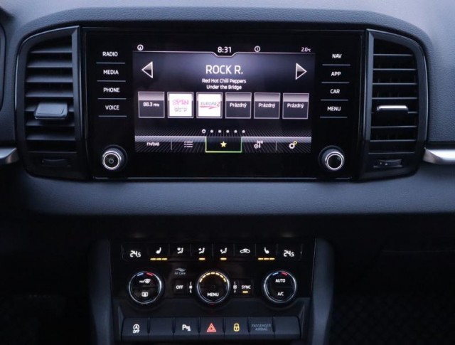 Škoda Karoq  1.5 TSI Fresh