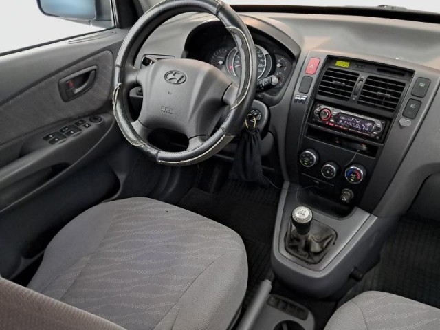 Hyundai Tucson  2.0 i 