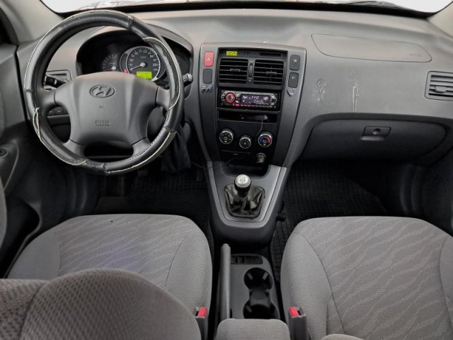 Hyundai Tucson  2.0 i 