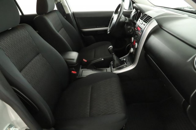Suzuki Grand Vitara  2.4 VVT 