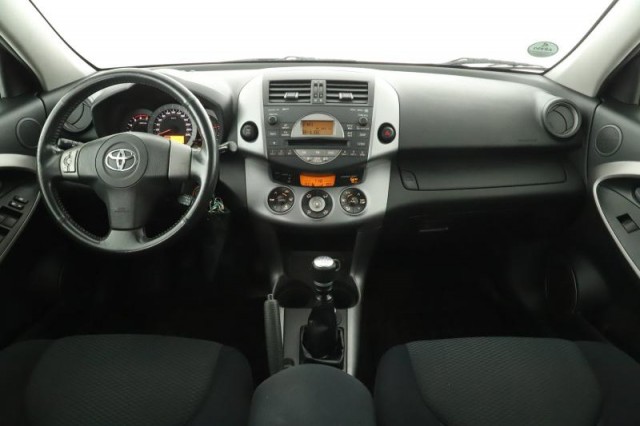 Toyota RAV 4  2.2 D-4D 