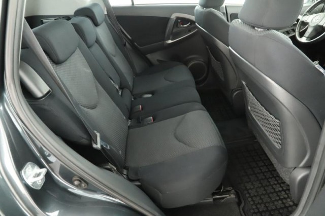 Toyota RAV 4  2.2 D-4D 
