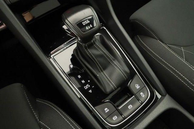 Škoda Karoq  2.0 TSI Sportline
