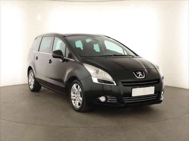 Peugeot 5008  2.0 HDI 