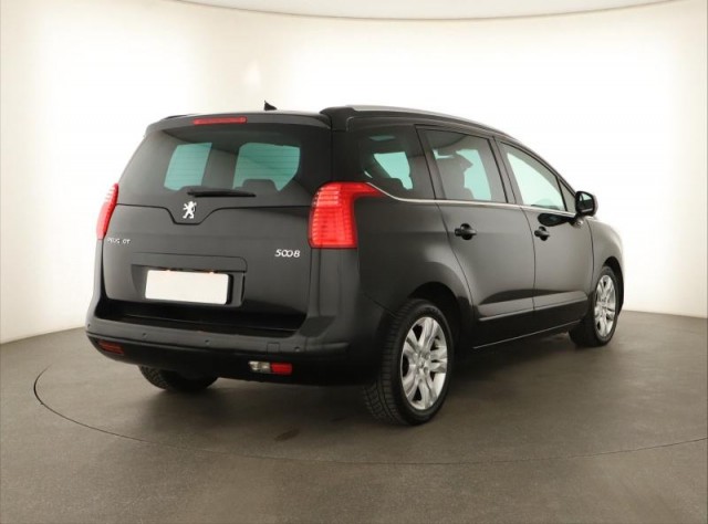 Peugeot 5008  2.0 HDI 