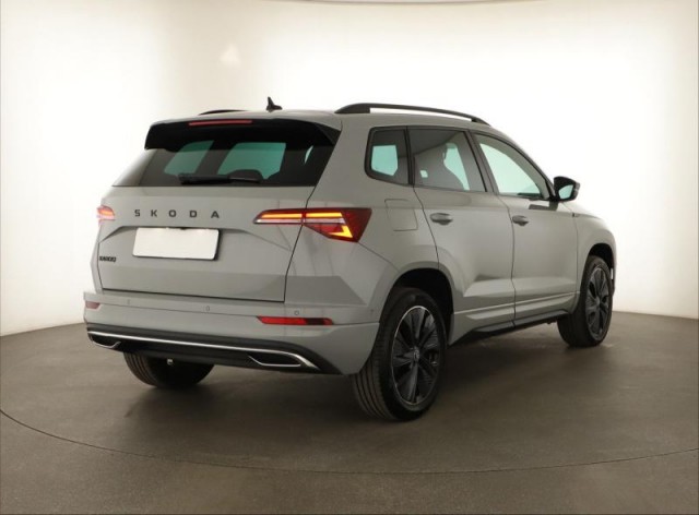 Škoda Karoq  1.5 TSI Sportline