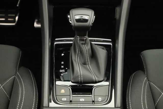 Škoda Karoq  1.5 TSI Sportline