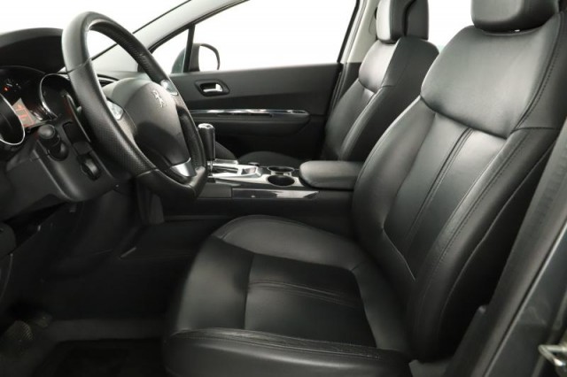 Peugeot 3008  1.6 HDi 