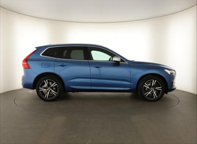 Volvo XC60  D4 R-Design
