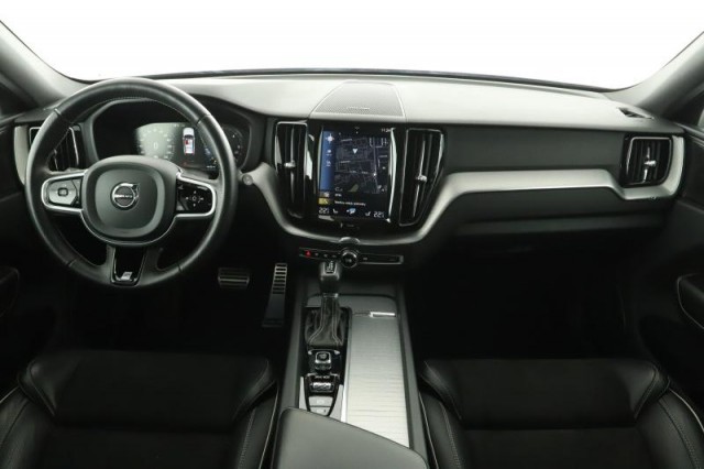Volvo XC60  D4 R-Design
