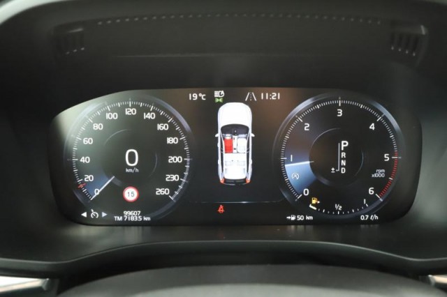 Volvo XC60  D4 R-Design