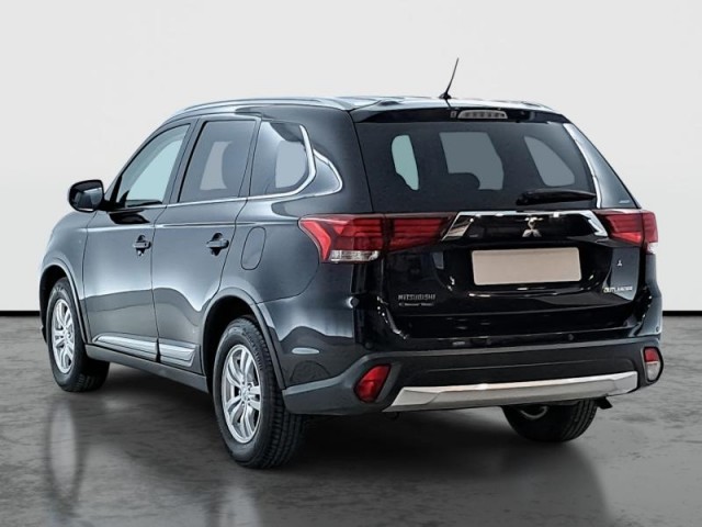 Mitsubishi Outlander  2.2 DI-D 