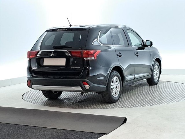 Mitsubishi Outlander  2.2 DI-D 