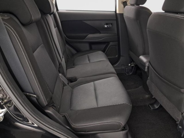 Mitsubishi Outlander  2.2 DI-D 