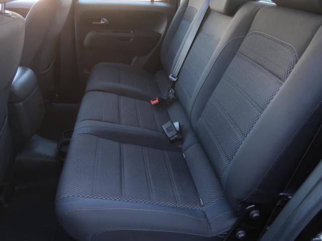 Volkswagen Amarok  V6 3.0 TDI Comfortline