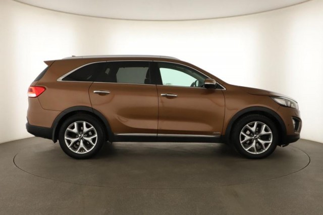 Kia Sorento  2.2 CRDi Comfort