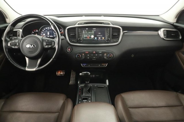 Kia Sorento  2.2 CRDi Comfort