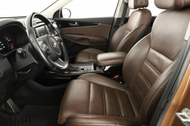 Kia Sorento  2.2 CRDi Comfort