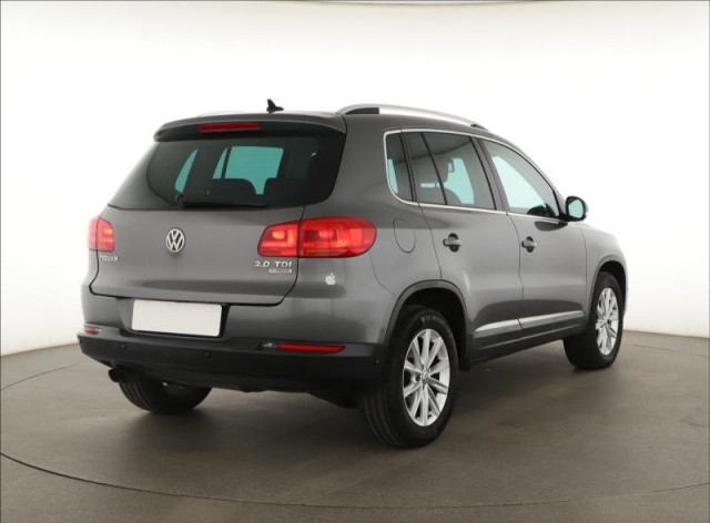 Volkswagen Tiguan  2.0 TDI 